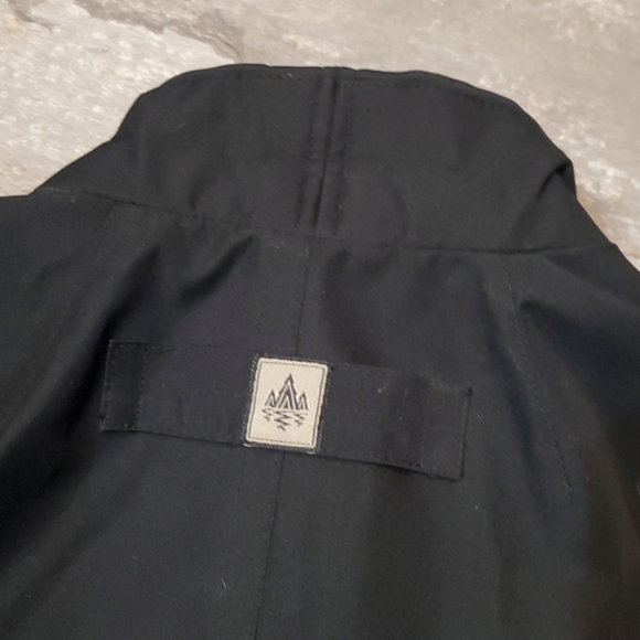 Rainforest Men's Black Jacket. Waterproof. Windproof. Men Size M. - Picture 8 of 14